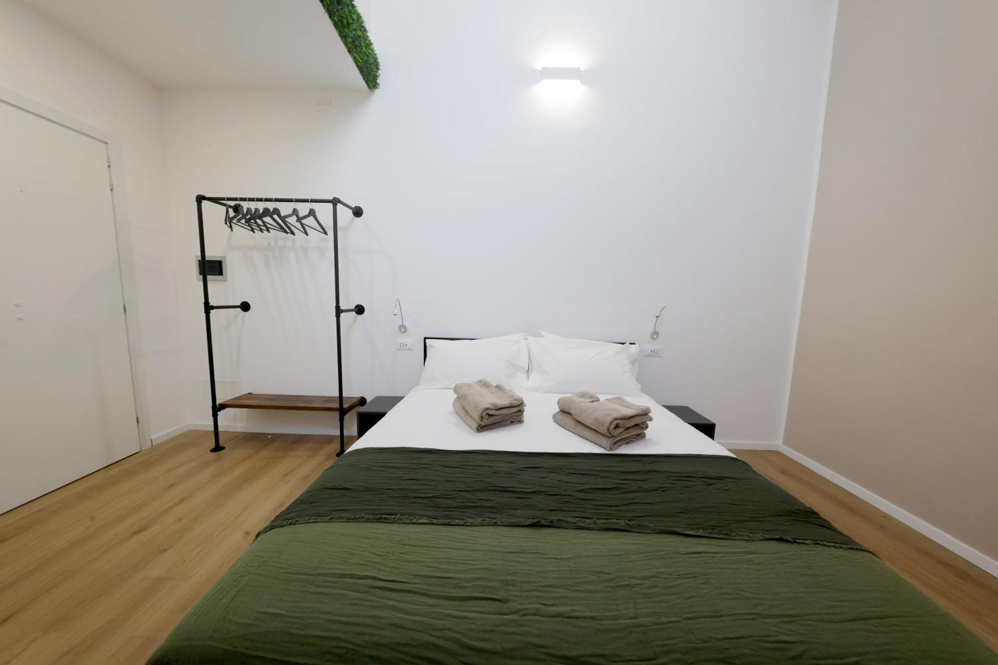 Argenteria5 Holiday Rooms ปาแลร์โม ภายนอก รูปภาพ